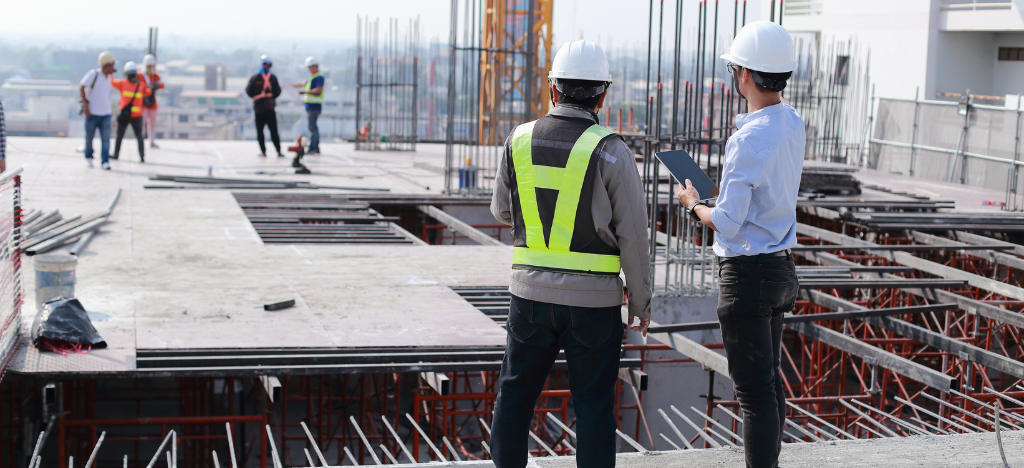 Crane maintenance on sites